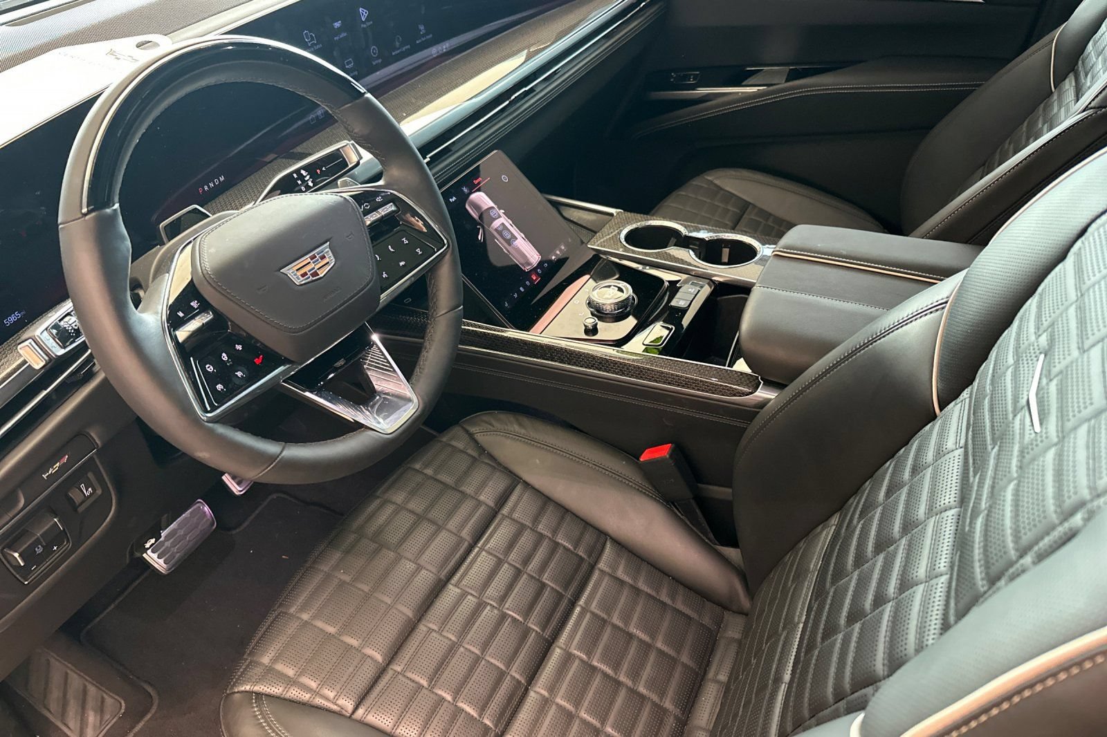 Certified 2025 Cadillac Escalade V w/ LPO, ONYX Package AWD/4WD image 10