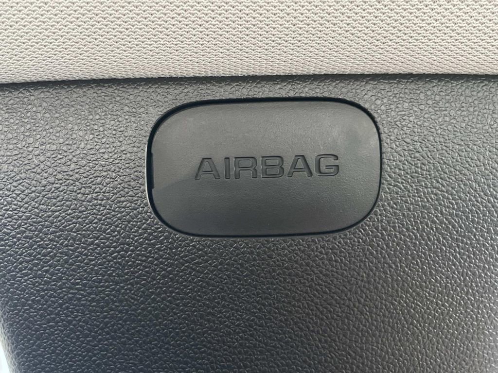 New 2027 Chevrolet Bolt RS w/ Technology Package image 31