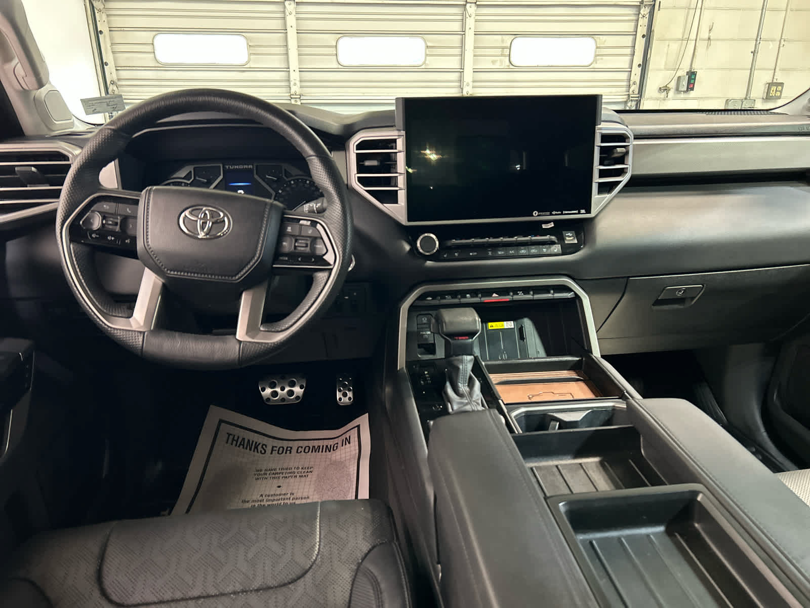 Used 2023 Toyota Tundra Limited w/ TRD Off-Road Package AWD/4WD image 4
