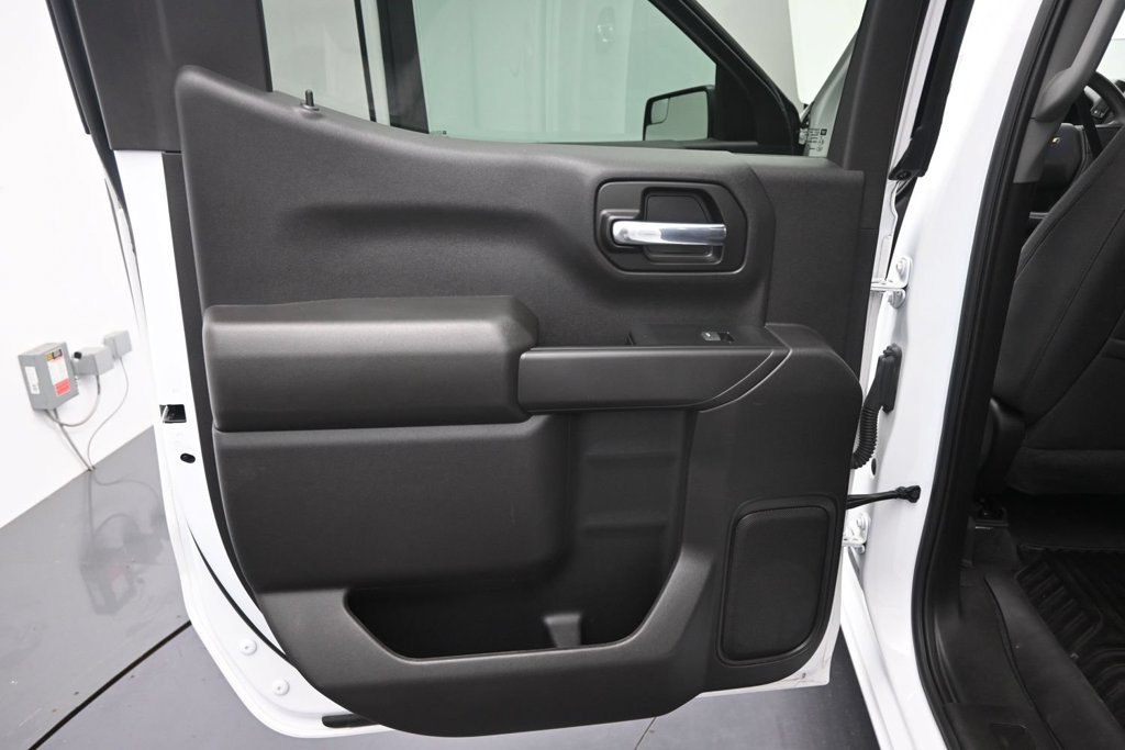 Used 2023 Chevrolet Silverado 1500 Custom w/ LPO, Dark Essentials Package AWD/4WD image 16