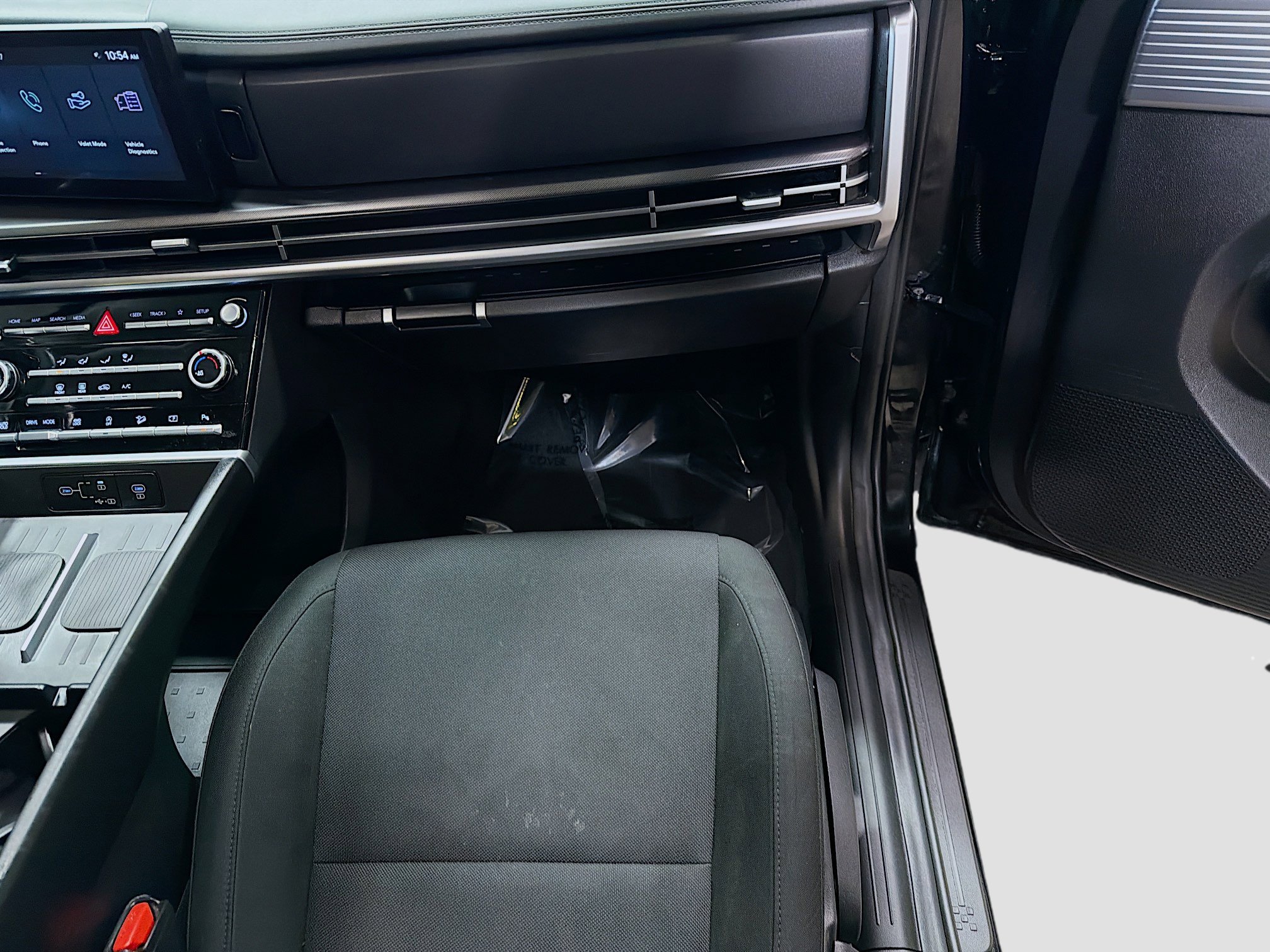 Used 2025 Hyundai Santa Fe SE AWD/4WD image 17