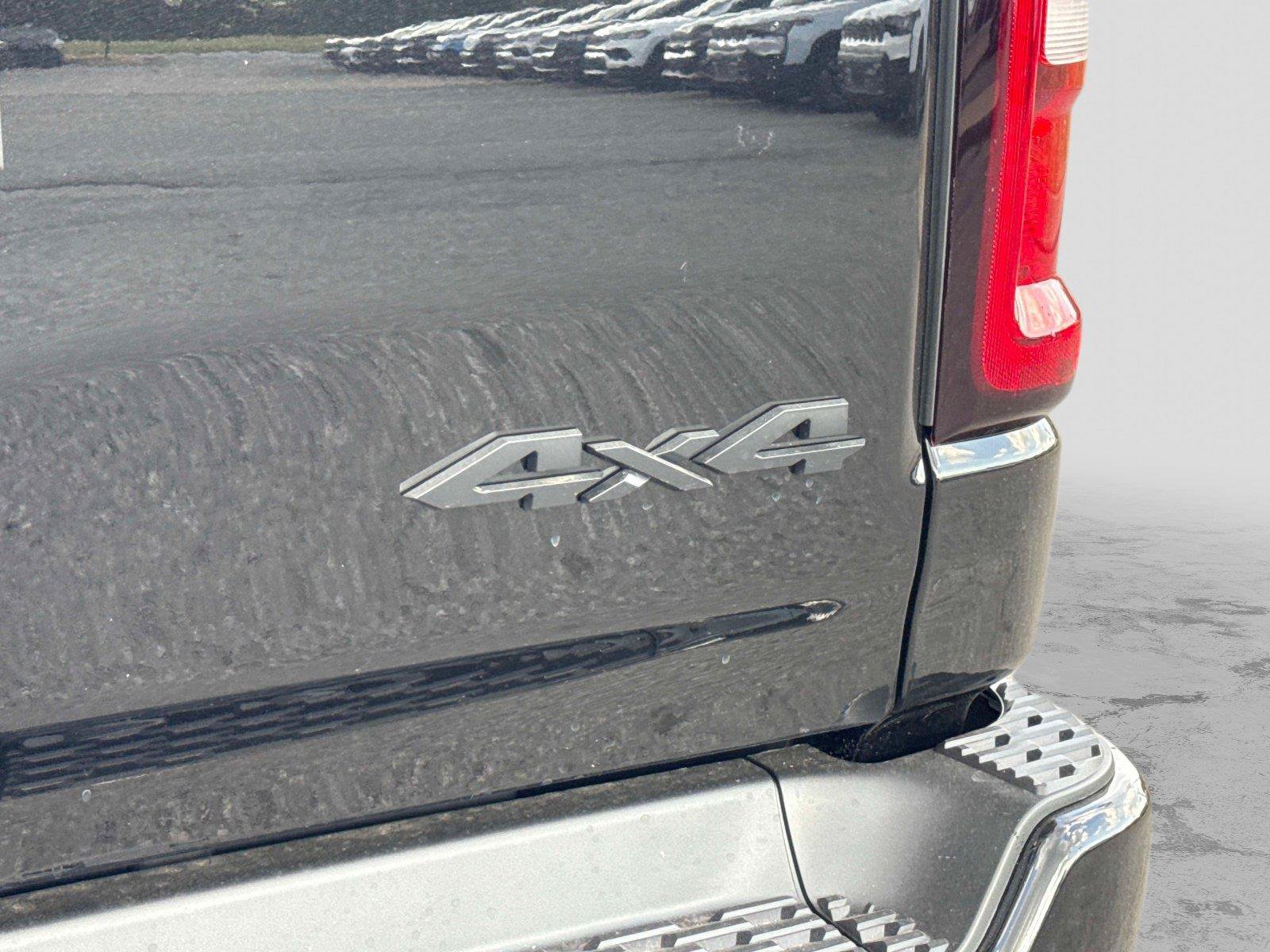 New 2027 RAM 1500 Laramie w/ Night Edition AWD/4WD image 11
