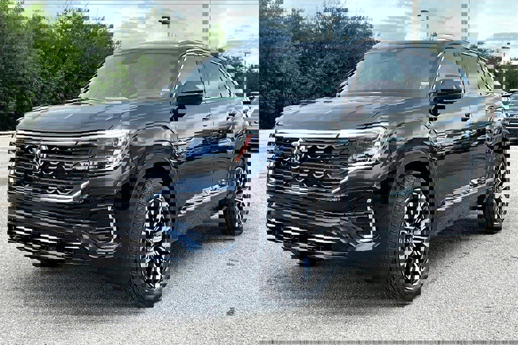 New 2026 Volkswagen Atlas Cross Sport SEL Premium R-Line image 9