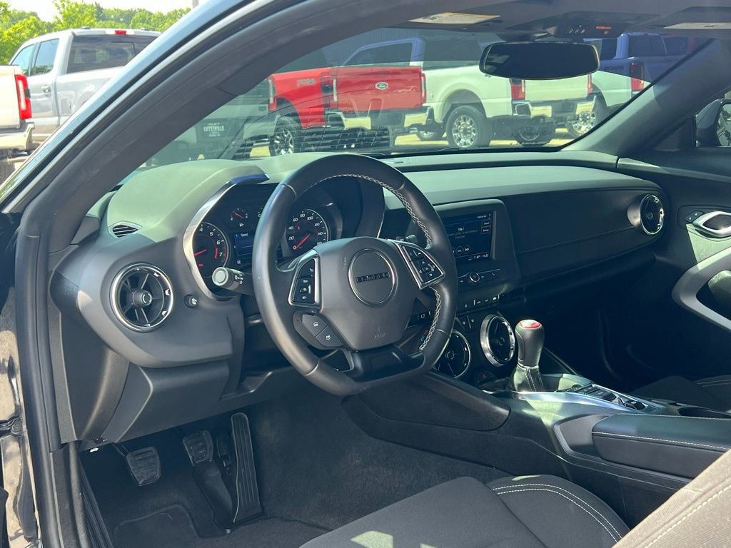 Used 2022 Chevrolet Camaro LT image 12