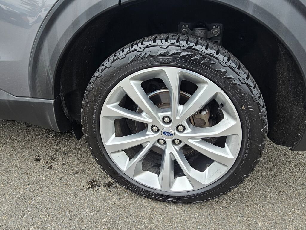 Used 2021 Ford Explorer Platinum w/ Equipment Group 601A AWD/4WD image 10