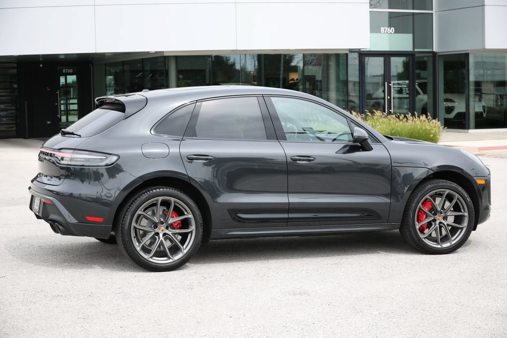Certified 2025 Porsche Macan GTS AWD/4WD image 23