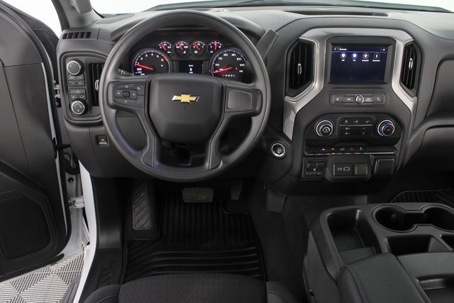 Used 2024 Chevrolet Silverado 1500 Custom image 10