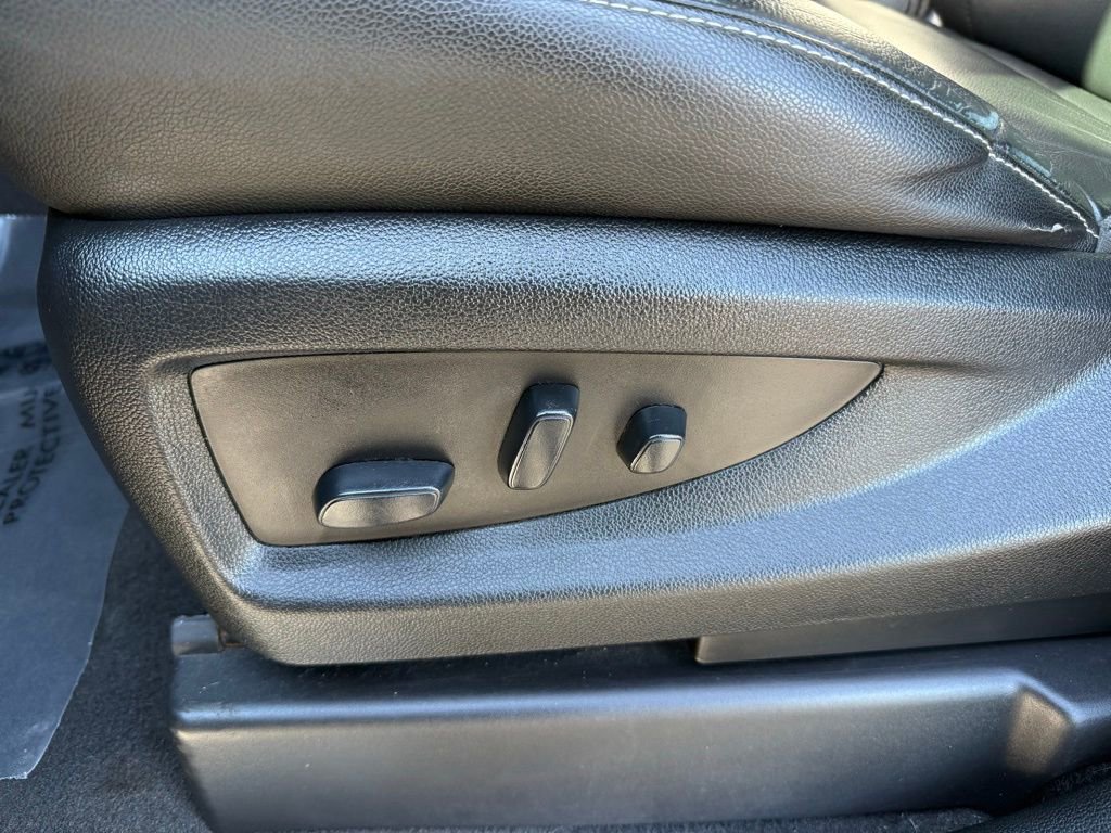 Used 2019 Chevrolet Tahoe LT image 13