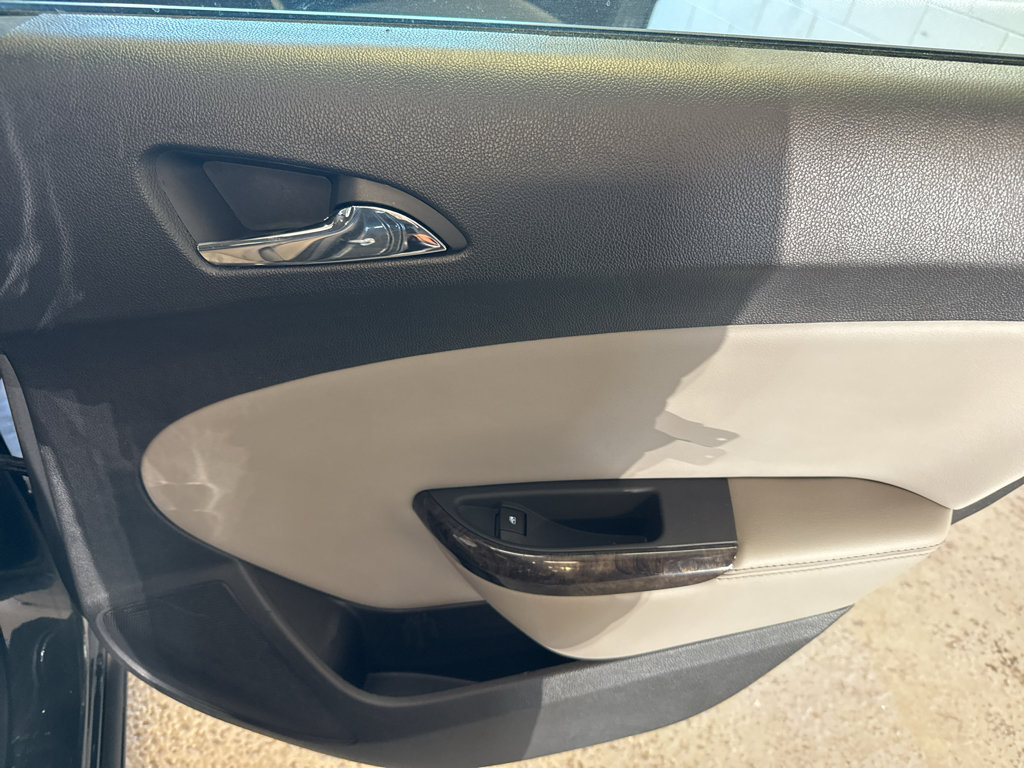 Used 2015 Buick Verano FWD image 24