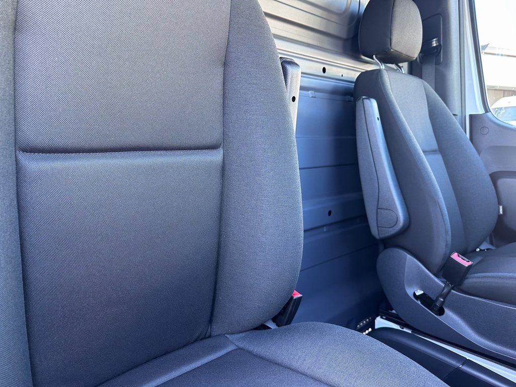 New 2025 Mercedes-Benz Sprinter 3500 image 25