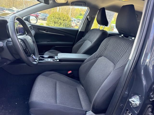 Used 2025 Toyota Camry LE w/ Convenience Package AWD/4WD image 25