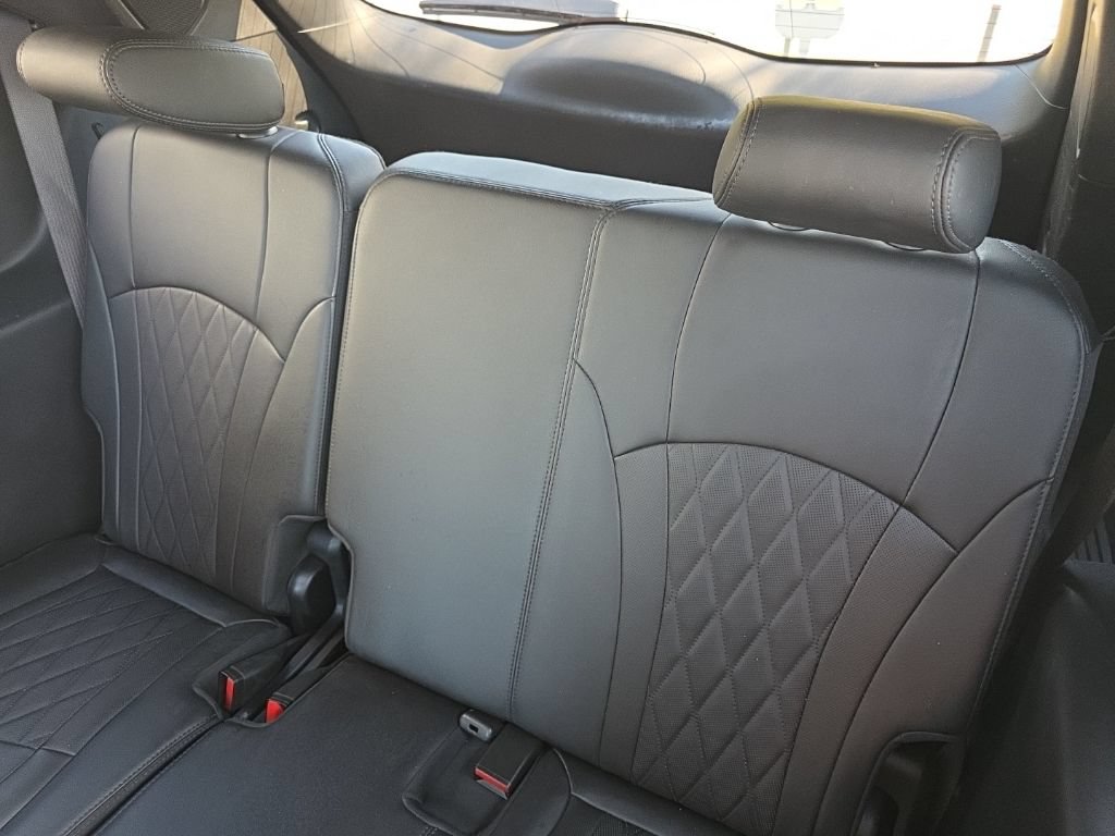 Used 2024 Buick Enclave Avenir w/ Avenir Technology Package FWD image 17