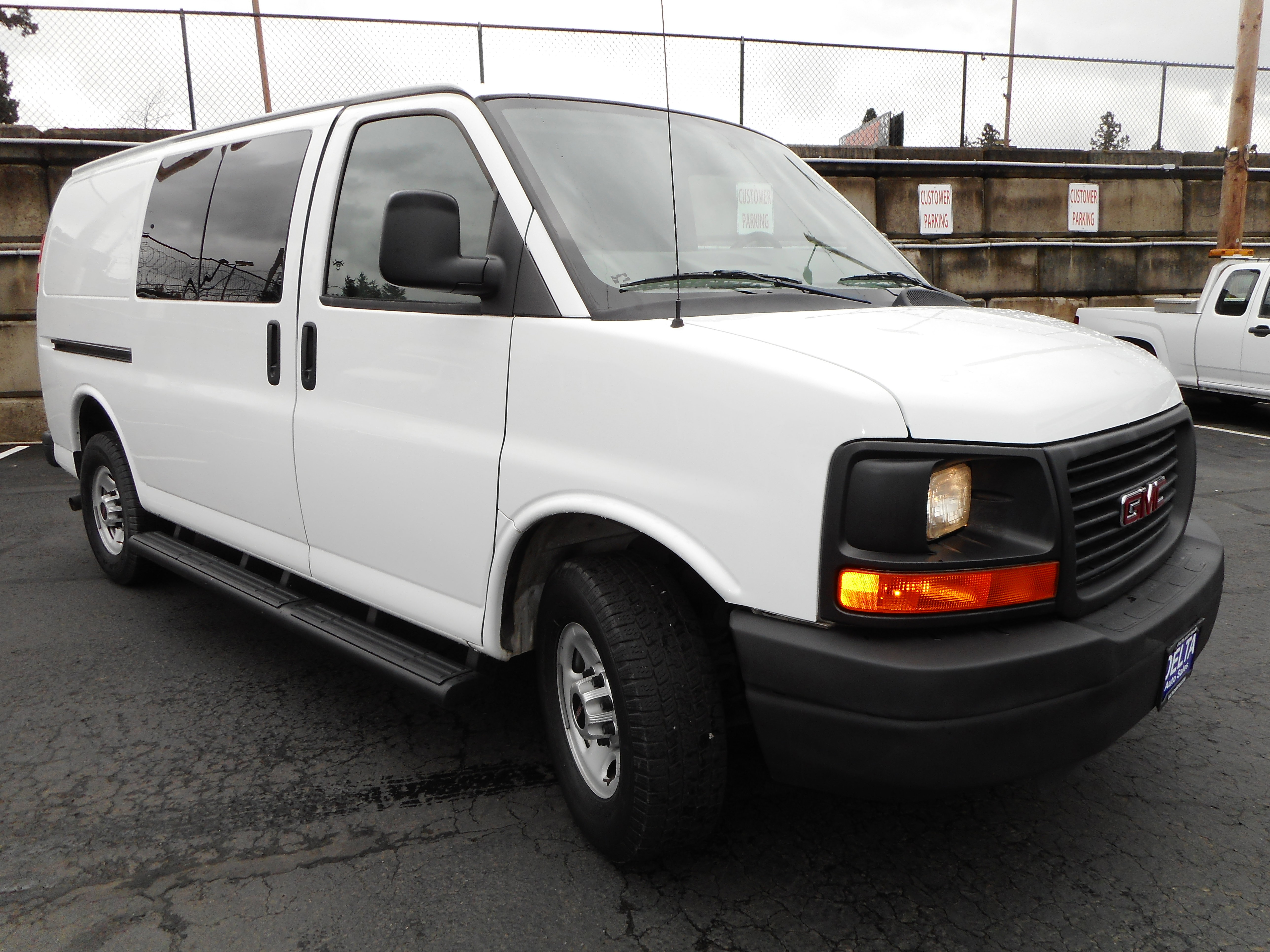 Used 2013 GMC Savana 3500 w/ Power Package image 1