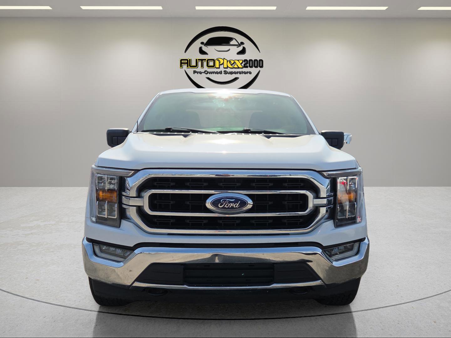 Used 2022 Ford F150 XLT w/ Equipment Group 302A High AWD/4WD image 2