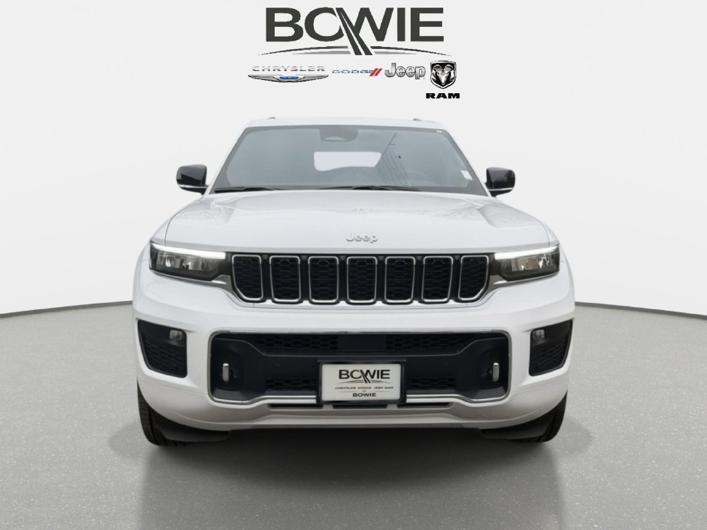 New 2025 Jeep Grand Cherokee Overland w/ MOPAR Finishing Package AWD/4WD image 8