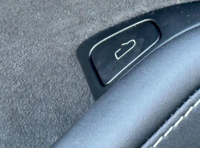 Used 2023 Tesla Model 3 Standard Range RWD image 27