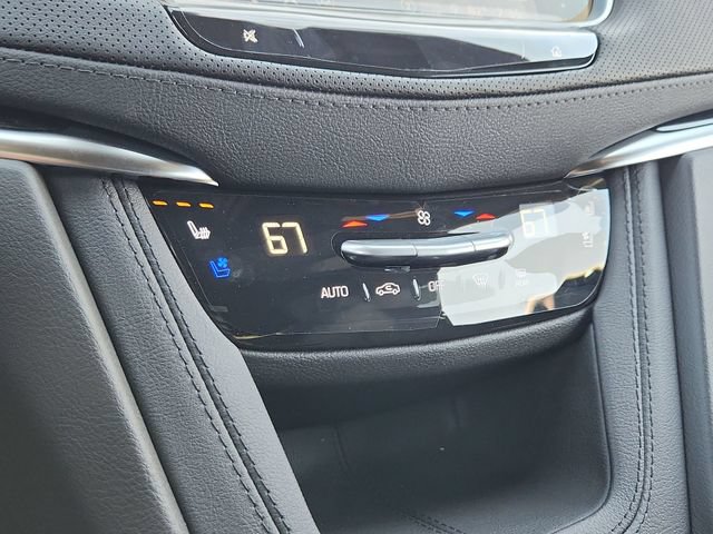 New 2026 Cadillac XT5 Premium Luxury w/ LPO, ONYX Package AWD/4WD image 17