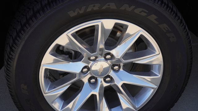 Used 2024 Chevrolet Tahoe Premier image 11