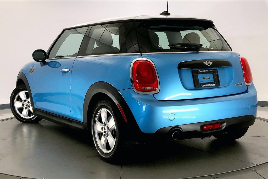 Used 2016 MINI Cooper 2-Door Hardtop image 10