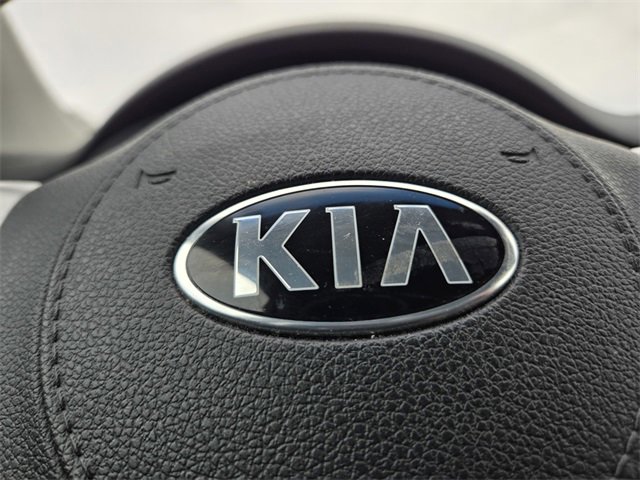 Used 2019 Kia Sorento LX w/ LX Convenience Package image 24