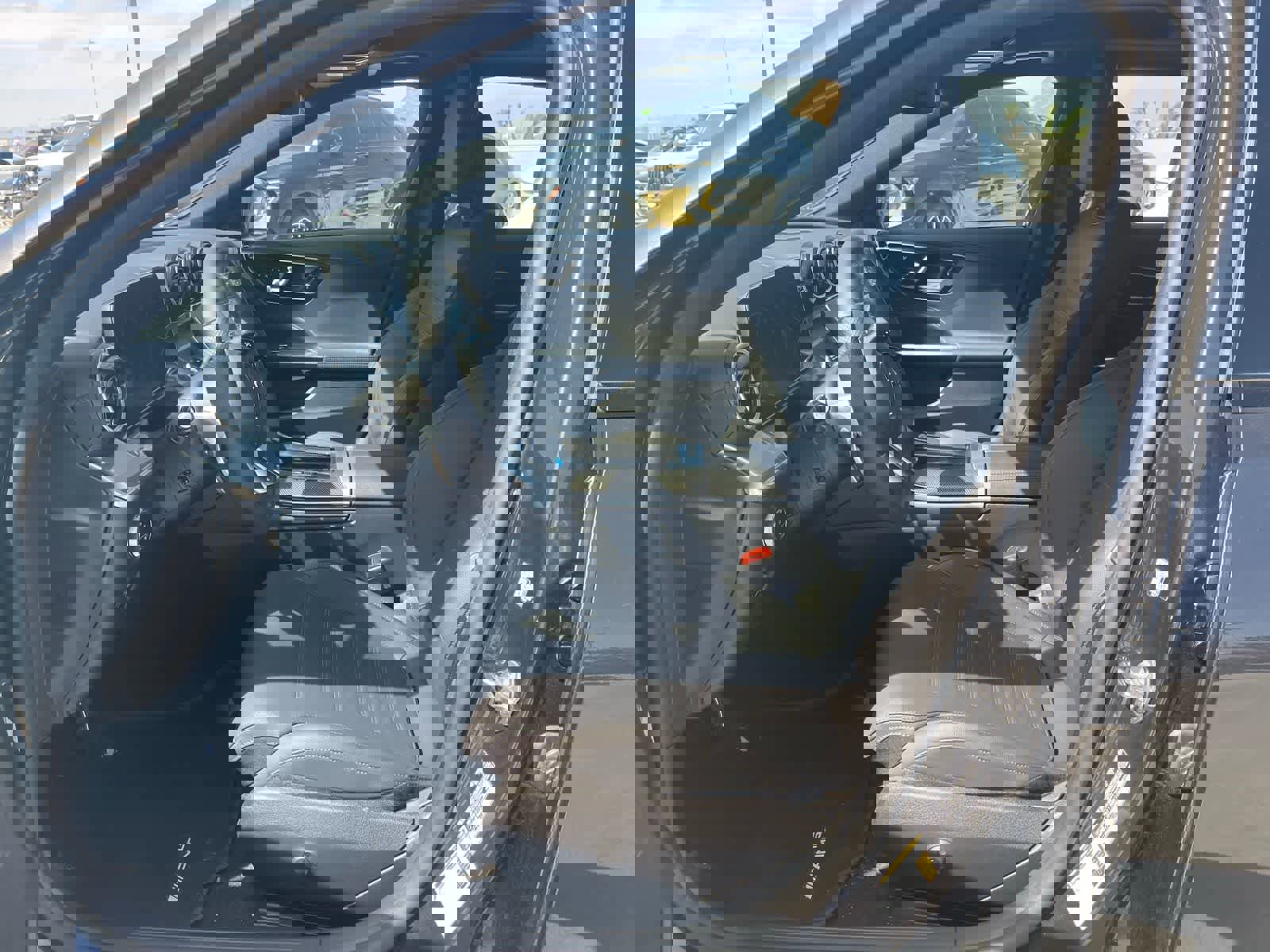 Used 2023 Mercedes-Benz C 300 Sedan image 7