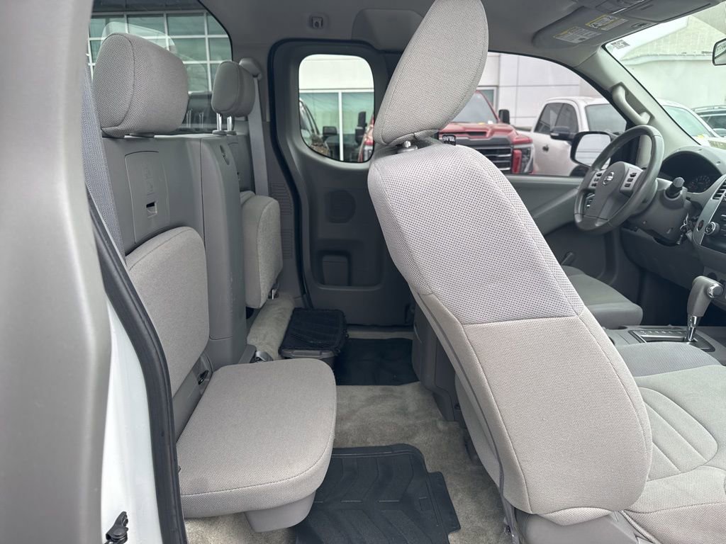 Used 2016 Nissan Frontier S image 18