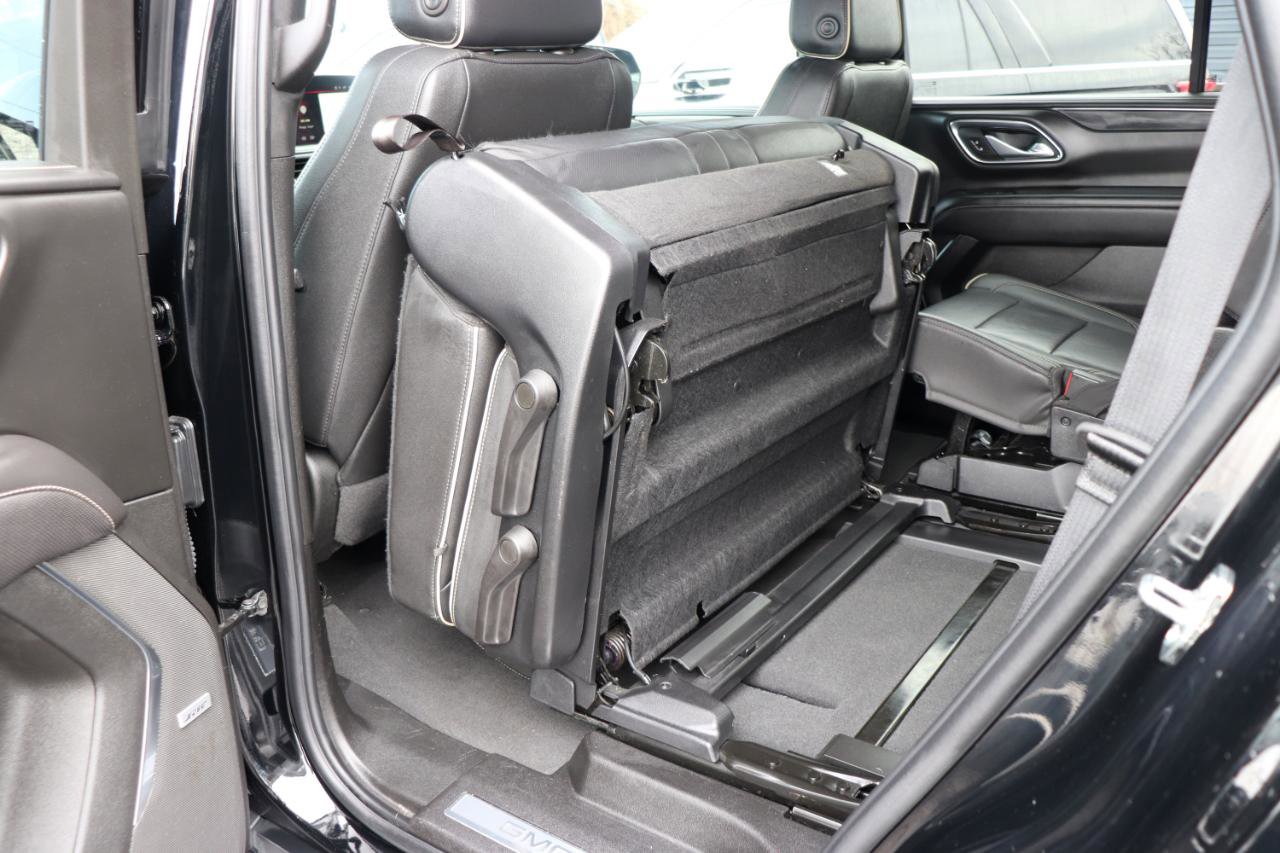 Used 2024 GMC Yukon SLT image 28