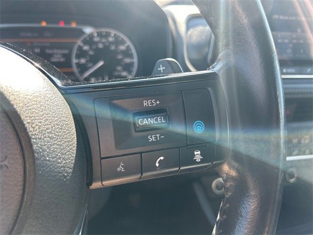 Used 2023 Nissan Rogue SV w/ SV Premium B Package image 24