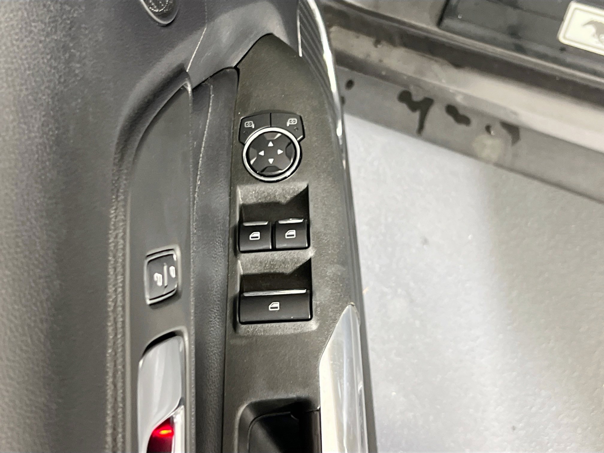 Used 2015 Ford Mustang GT Premium image 18