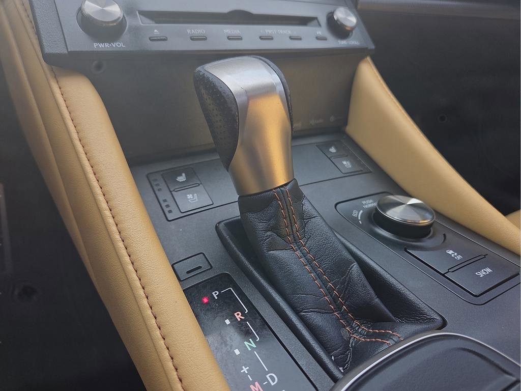 Used 2017 Lexus RC 200t F Sport image 17