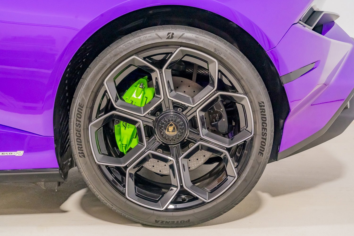 Used 2023 Lamborghini Huracan Tecnica RWD image 13