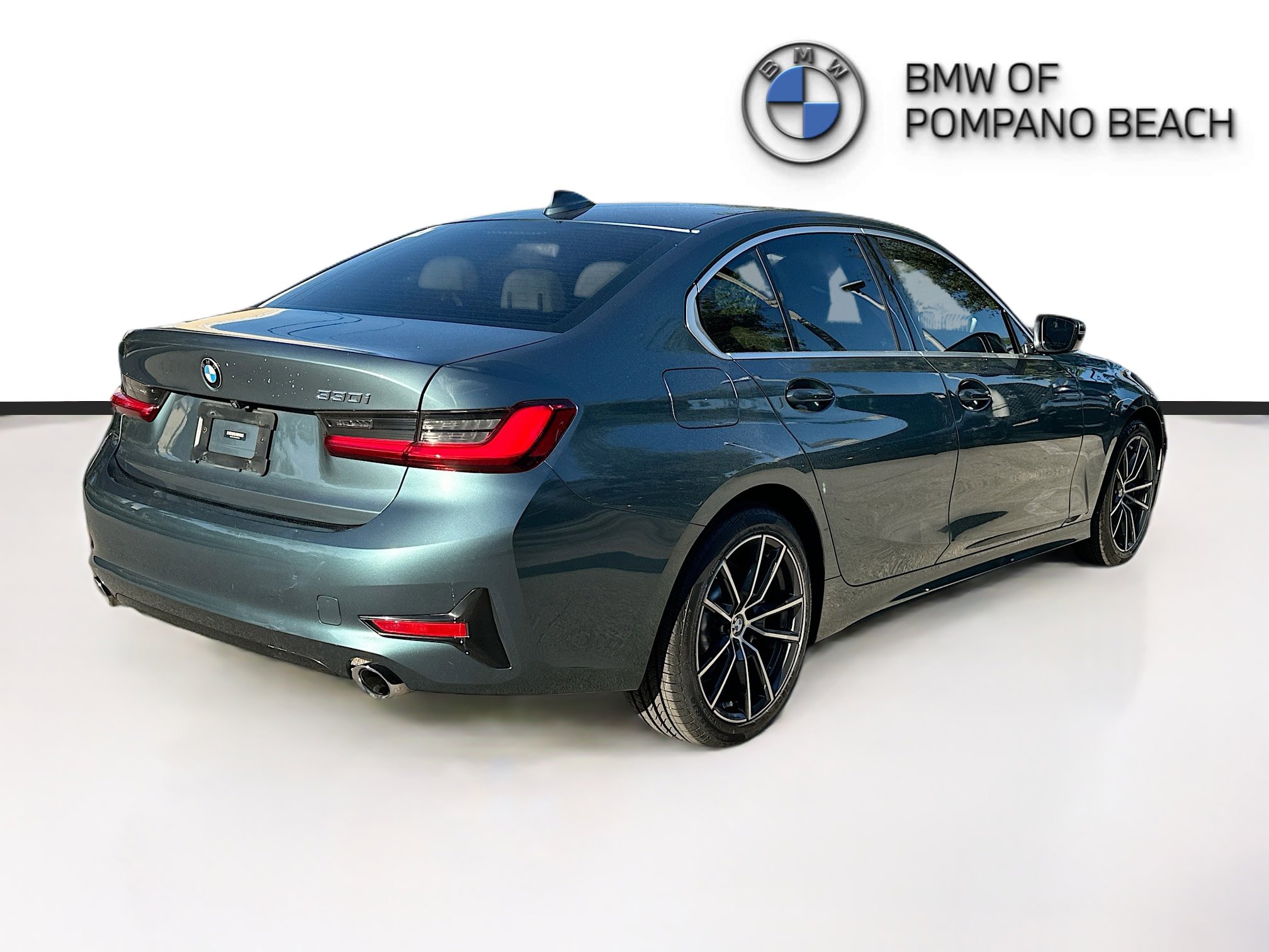 Used 2021 BMW 330i Sedan image 6