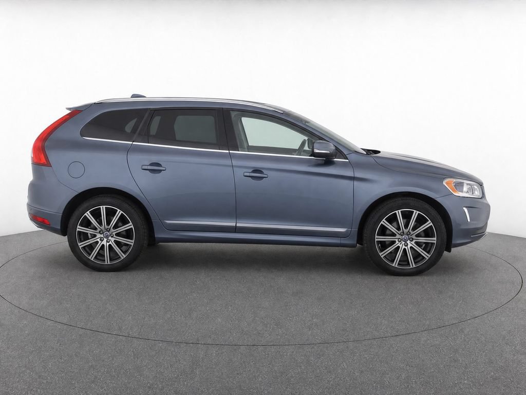 Used 2016 Volvo XC60 T6 w/ Proximity Package AWD/4WD image 8