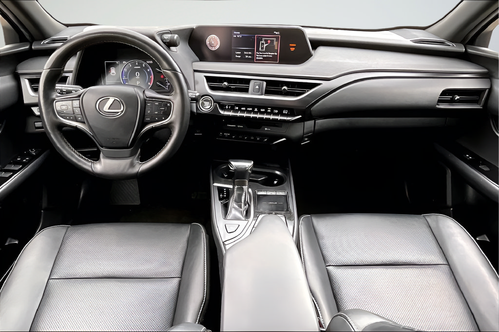 Used 2019 Lexus UX 200 w/ Premium Package FWD image 7
