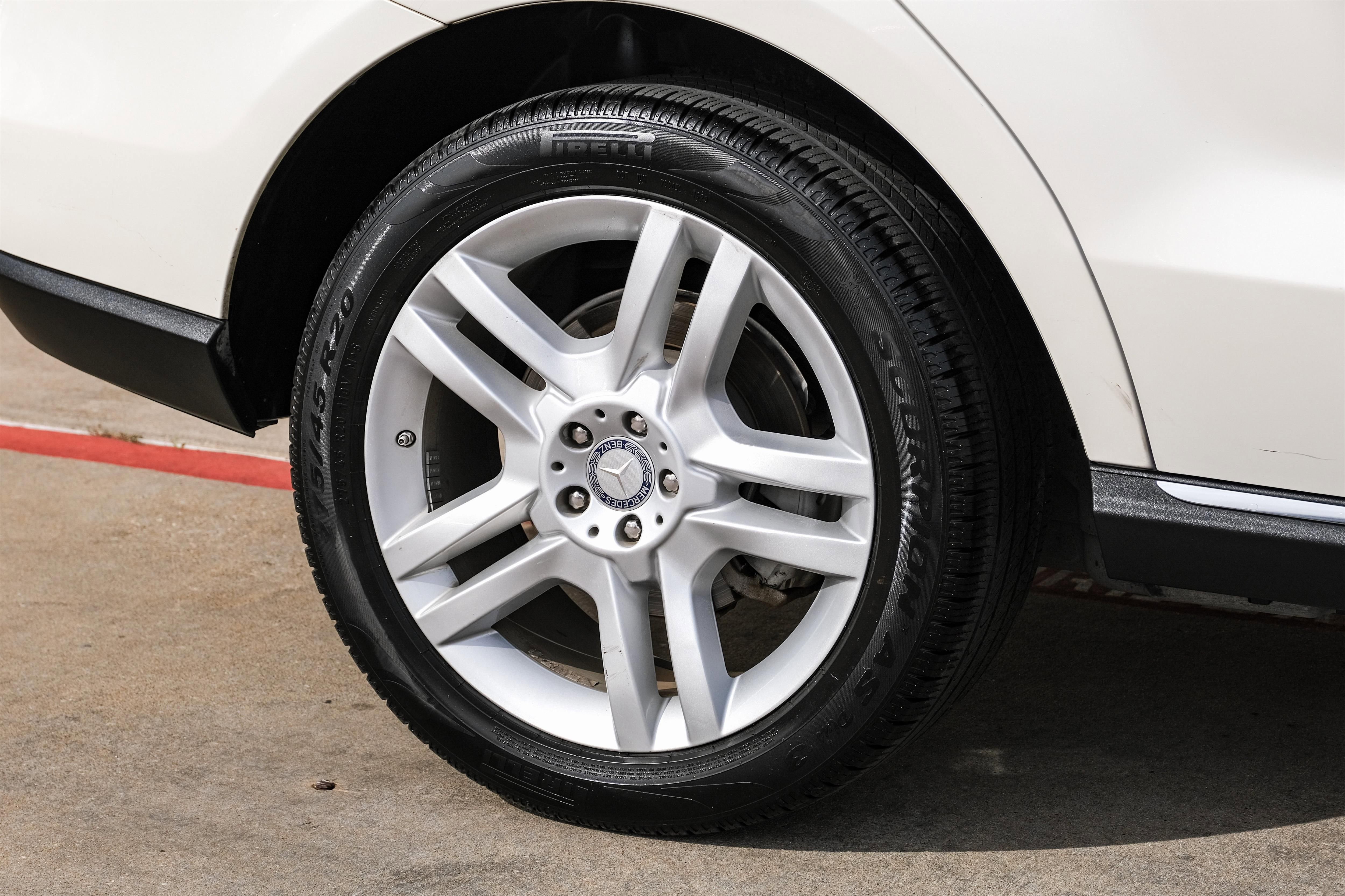 Used 2015 Mercedes-Benz ML 350 4MATIC image 53