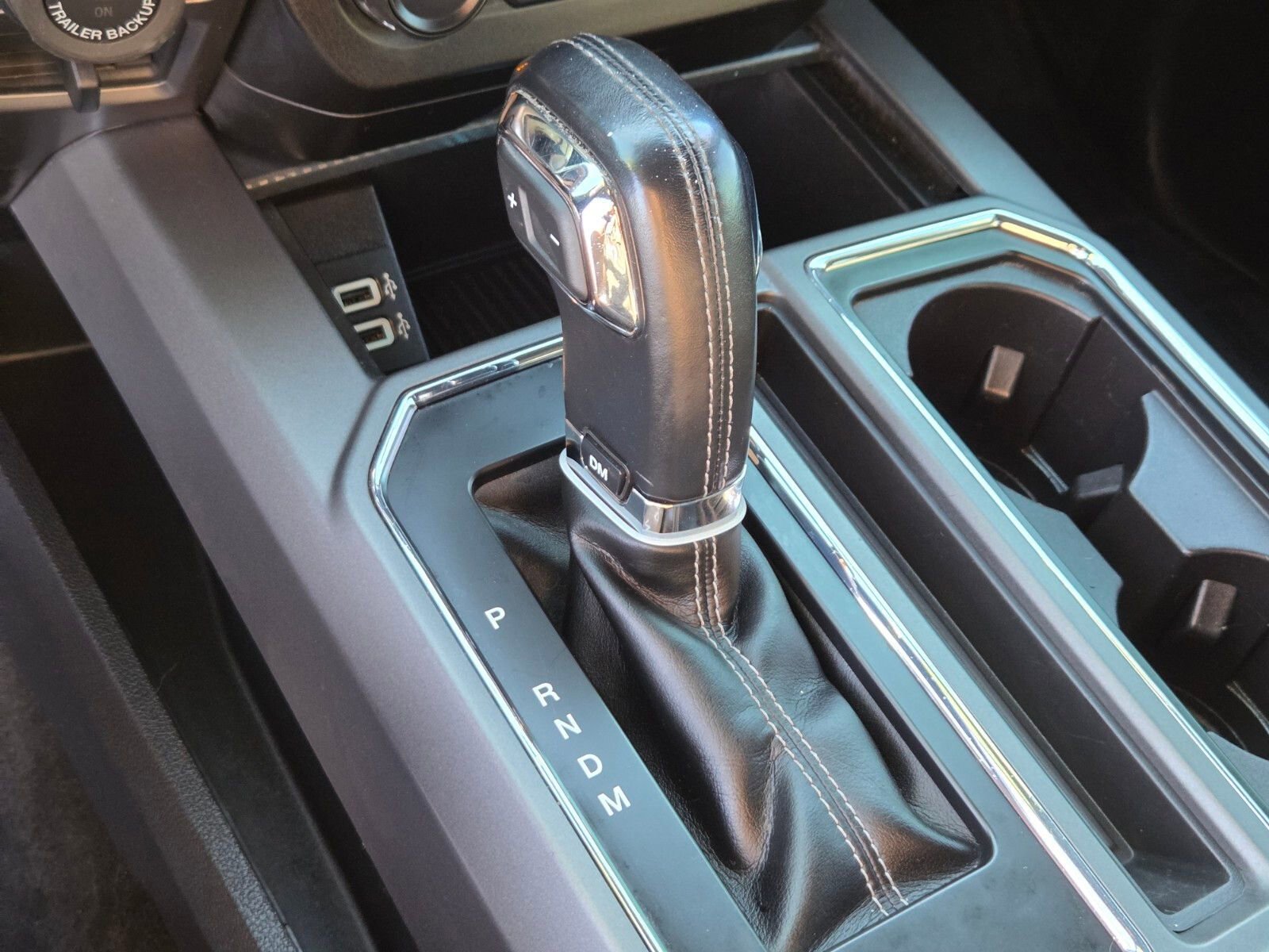 Certified 2018 Ford F150 XLT w/ Equipment Group 302A Luxury image 23