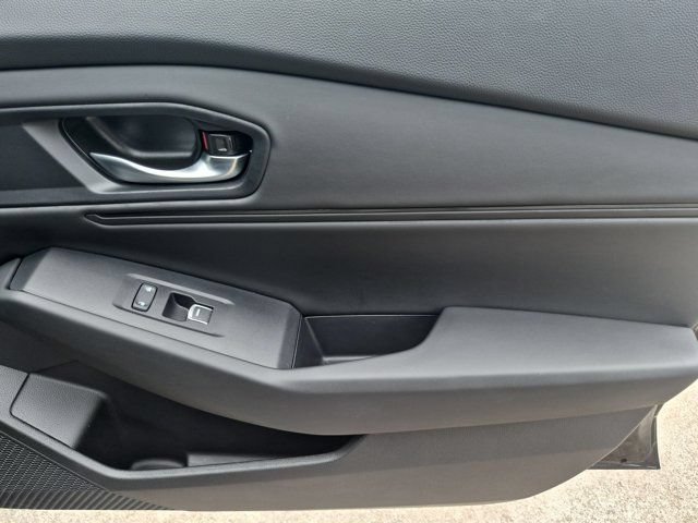 Used 2025 Honda Accord SE image 32