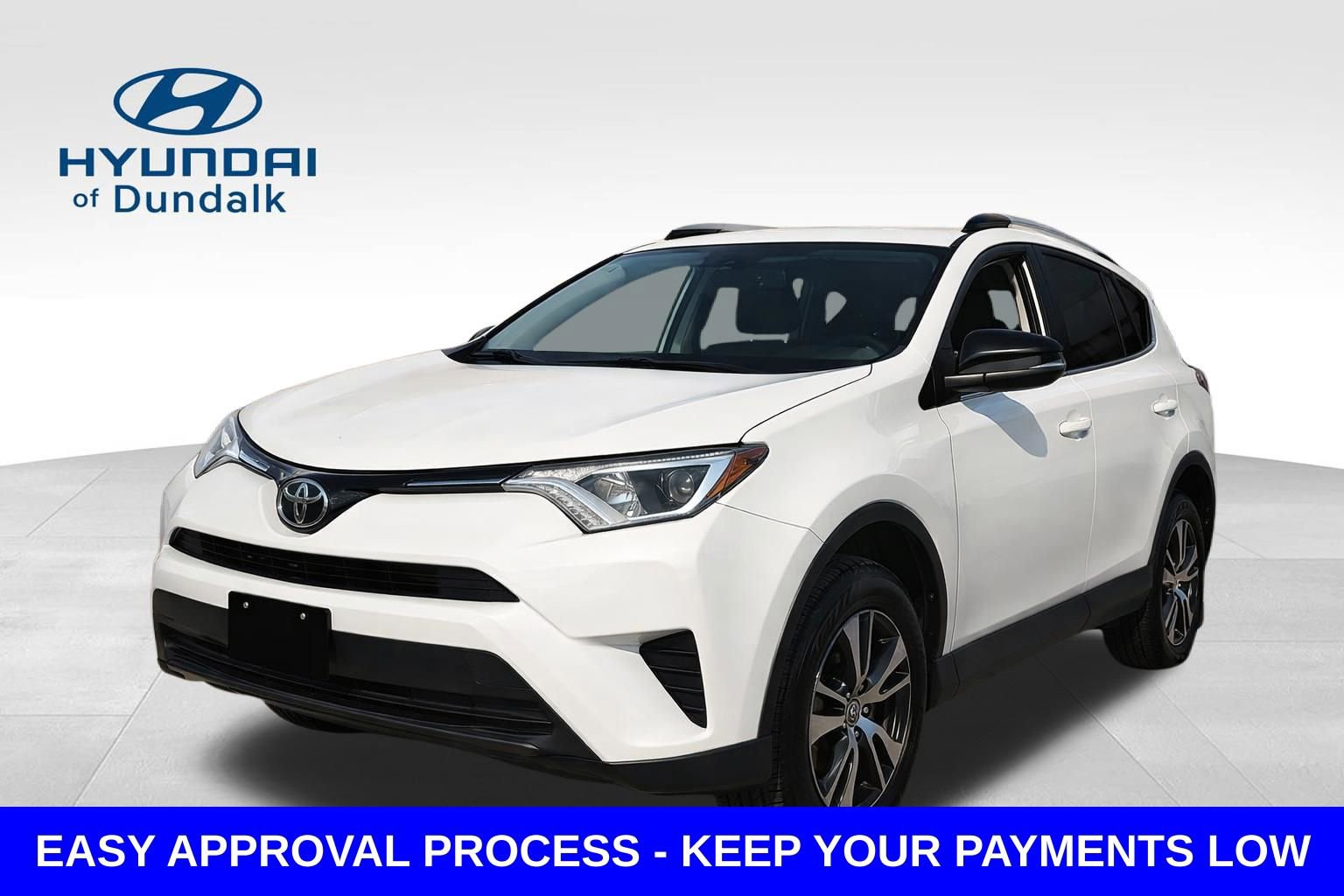 Used 2018 Toyota RAV4 LE w/ All Weather Liner Package image 1
