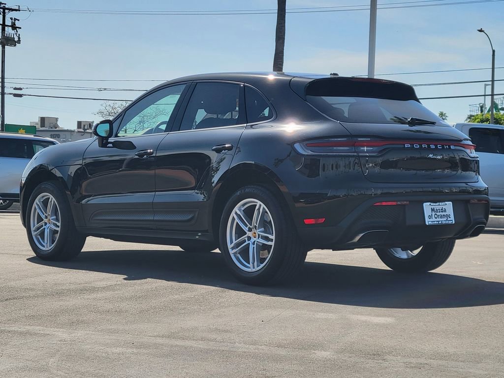Used 2023 Porsche Macan Turbo AWD/4WD image 2