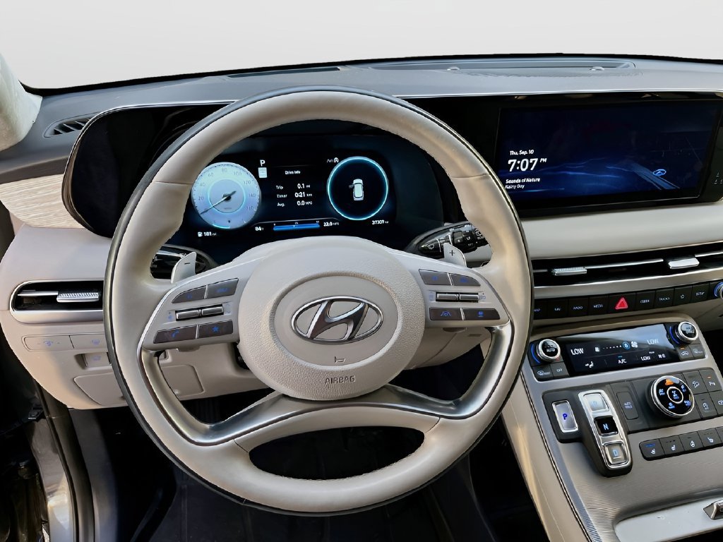 Used 2023 Hyundai Palisade Calligraphy AWD/4WD image 11