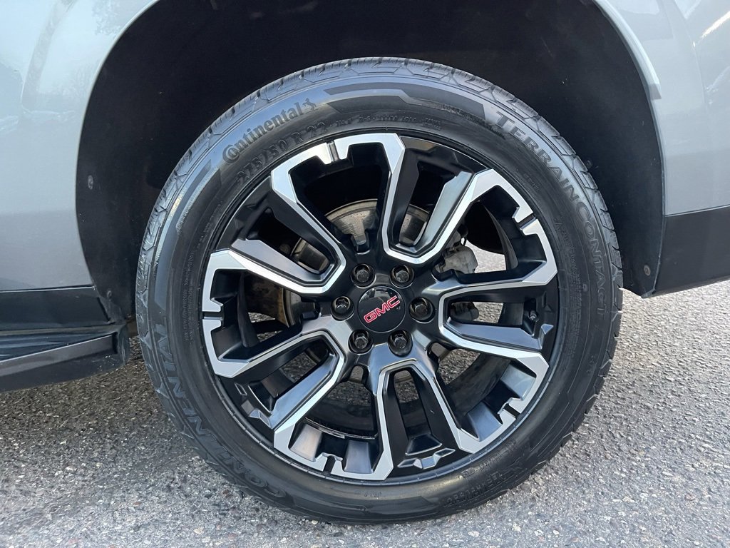 Used 2023 GMC Yukon XL SLT image 20