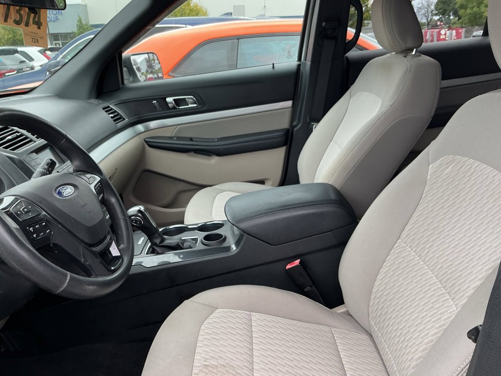 Used 2018 Ford Explorer FWD image 10