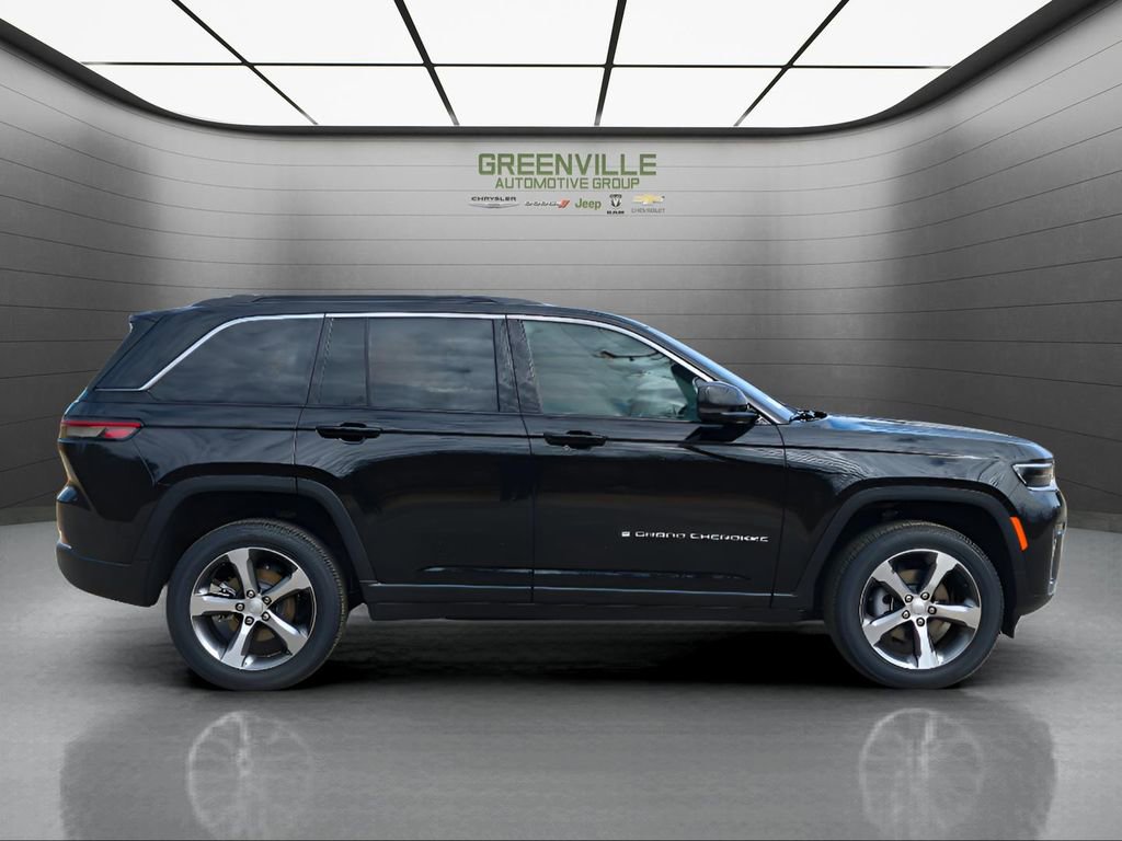 New 2026 Jeep Grand Cherokee Limited image 9
