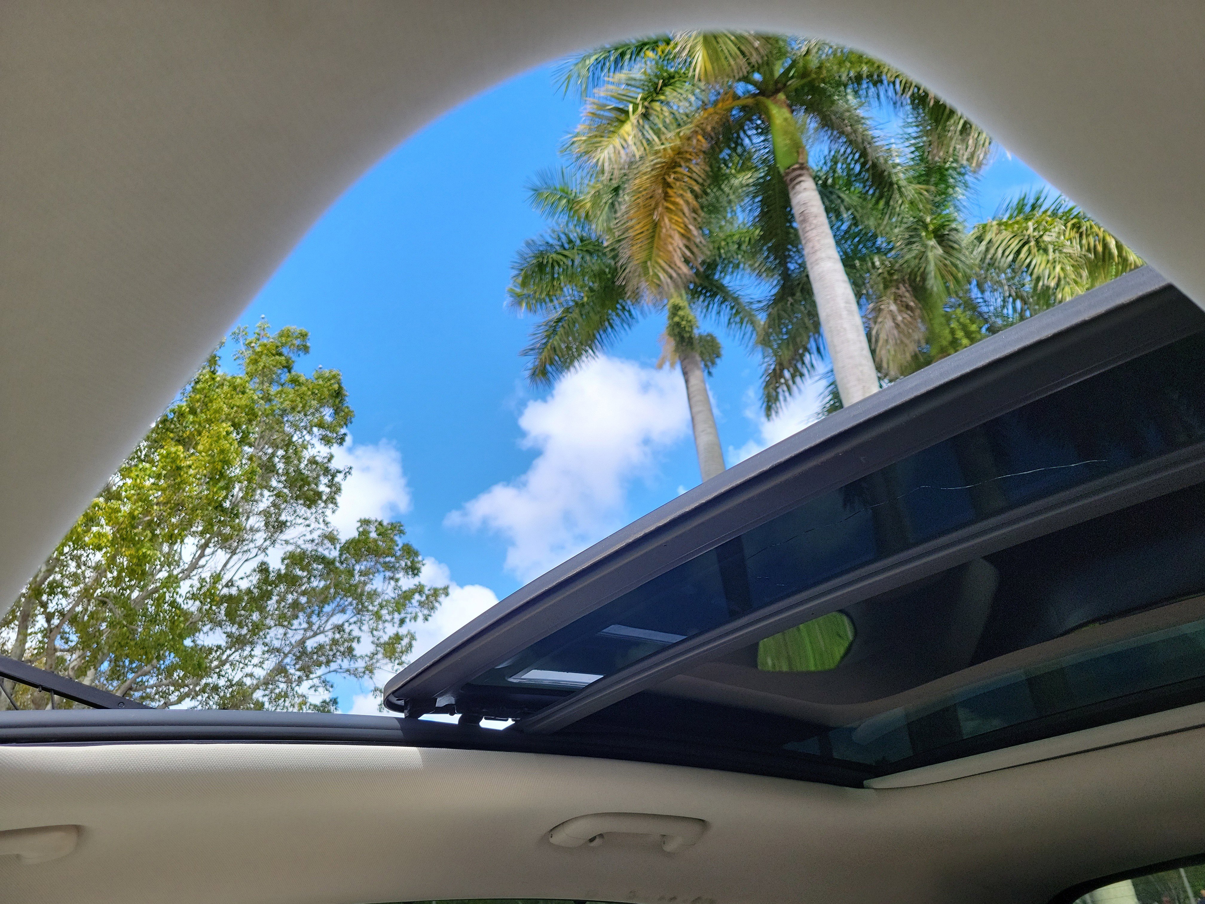 Used 2023 Genesis GV70 2.5T w/ Advanced Package image 19