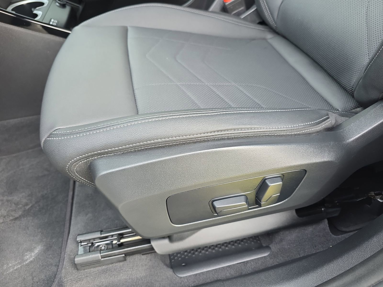 Used 2023 BMW X1 xDrive28i w/ Convenience Package image 28