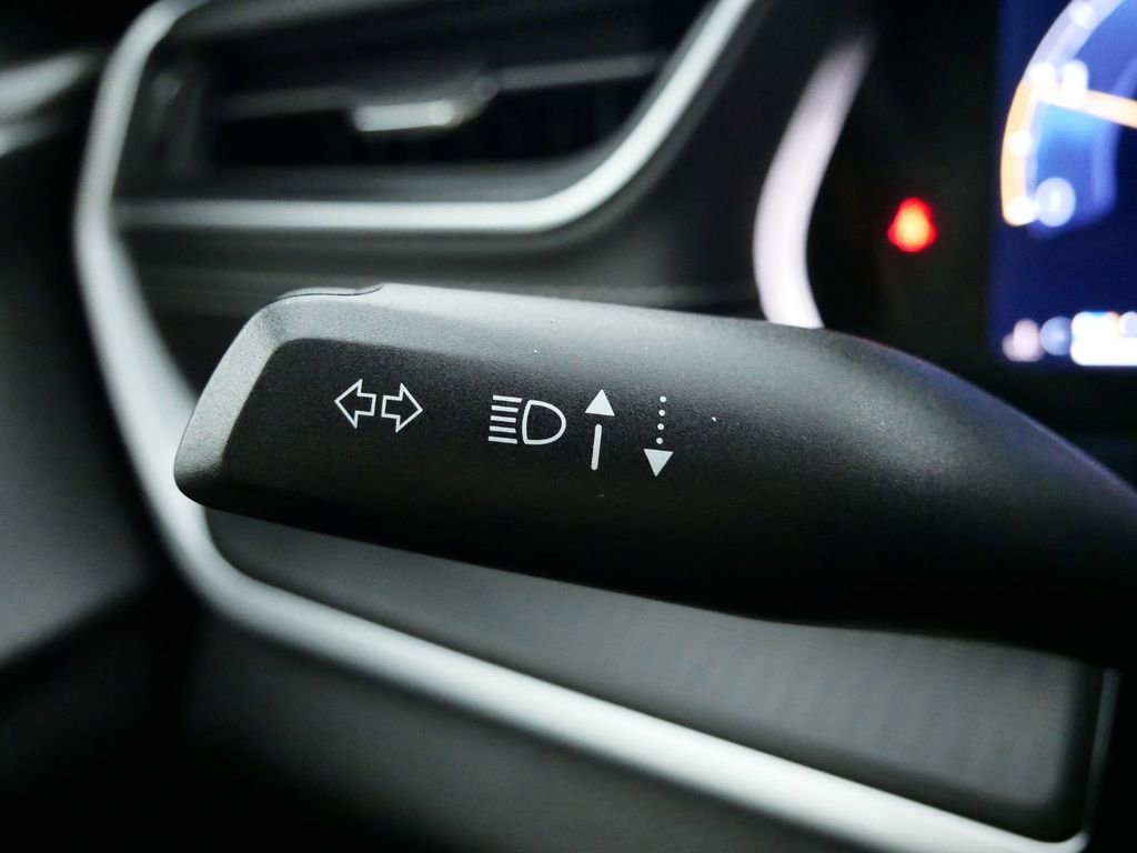 Certified 2024 Jeep Grand Cherokee Altitude image 52