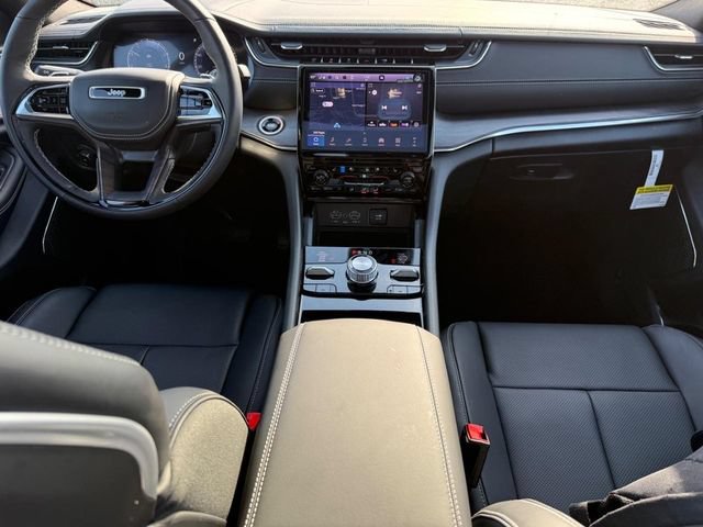 New 2025 Jeep Grand Cherokee L Overland w/ Advanced Protech Group III AWD/4WD image 7