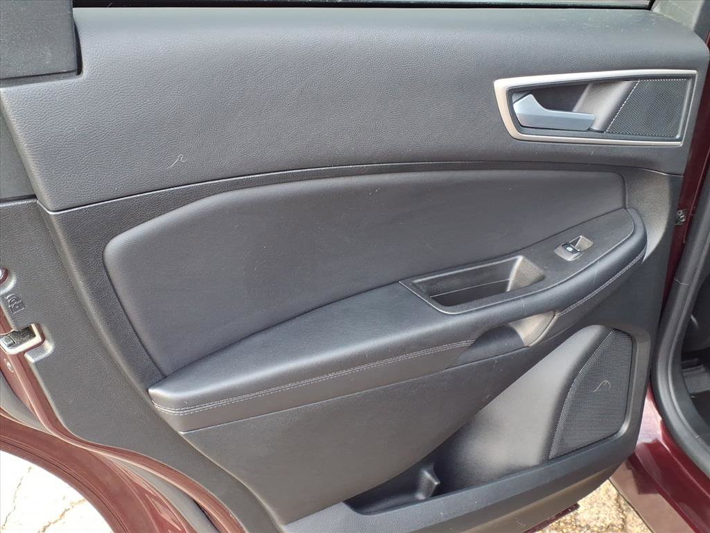 Used 2024 Ford Edge SEL w/ Convenience Package image 8