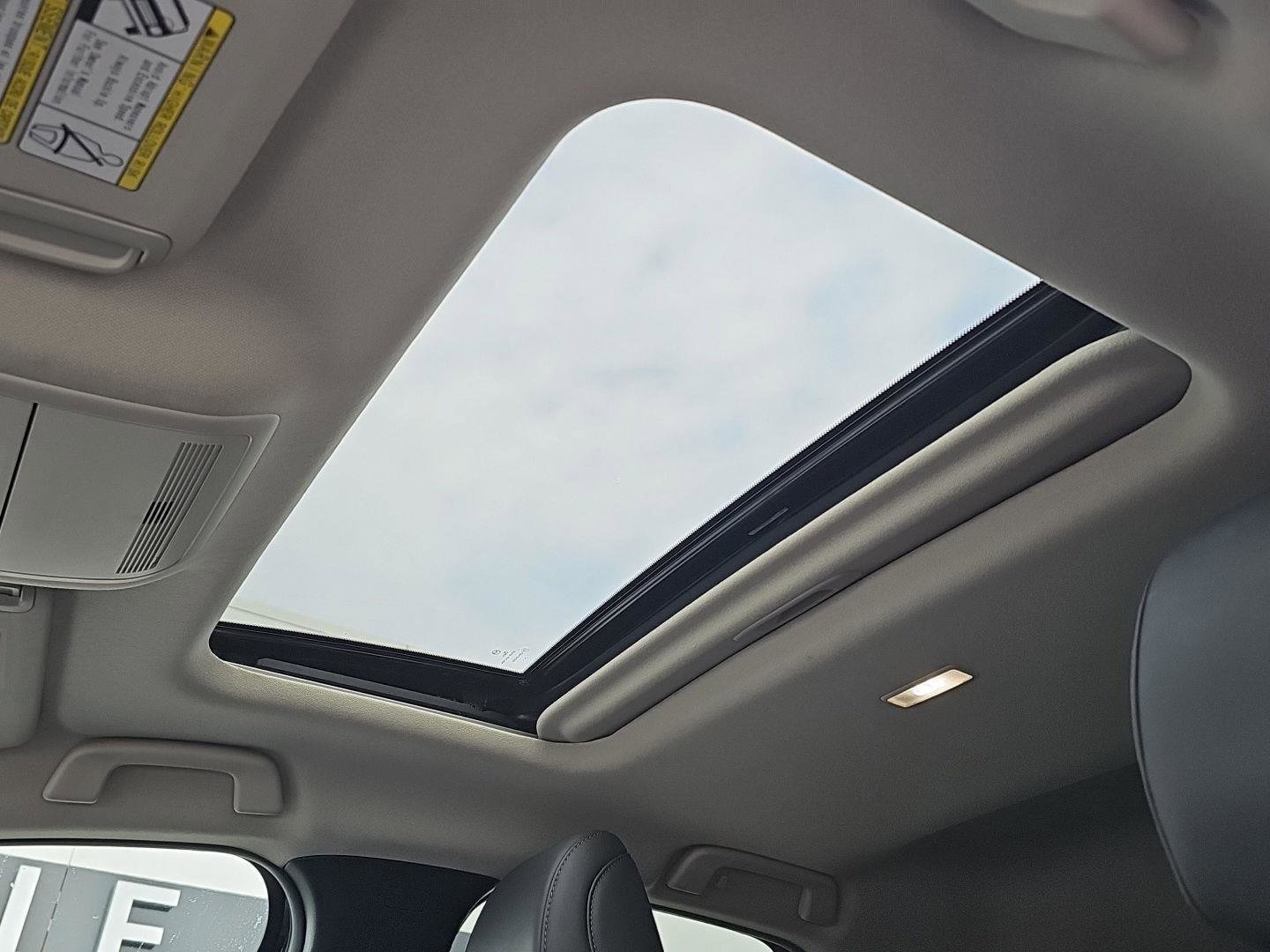 Used 2025 MAZDA CX-30 AWD 2.5 S w/ Preferred Package image 11