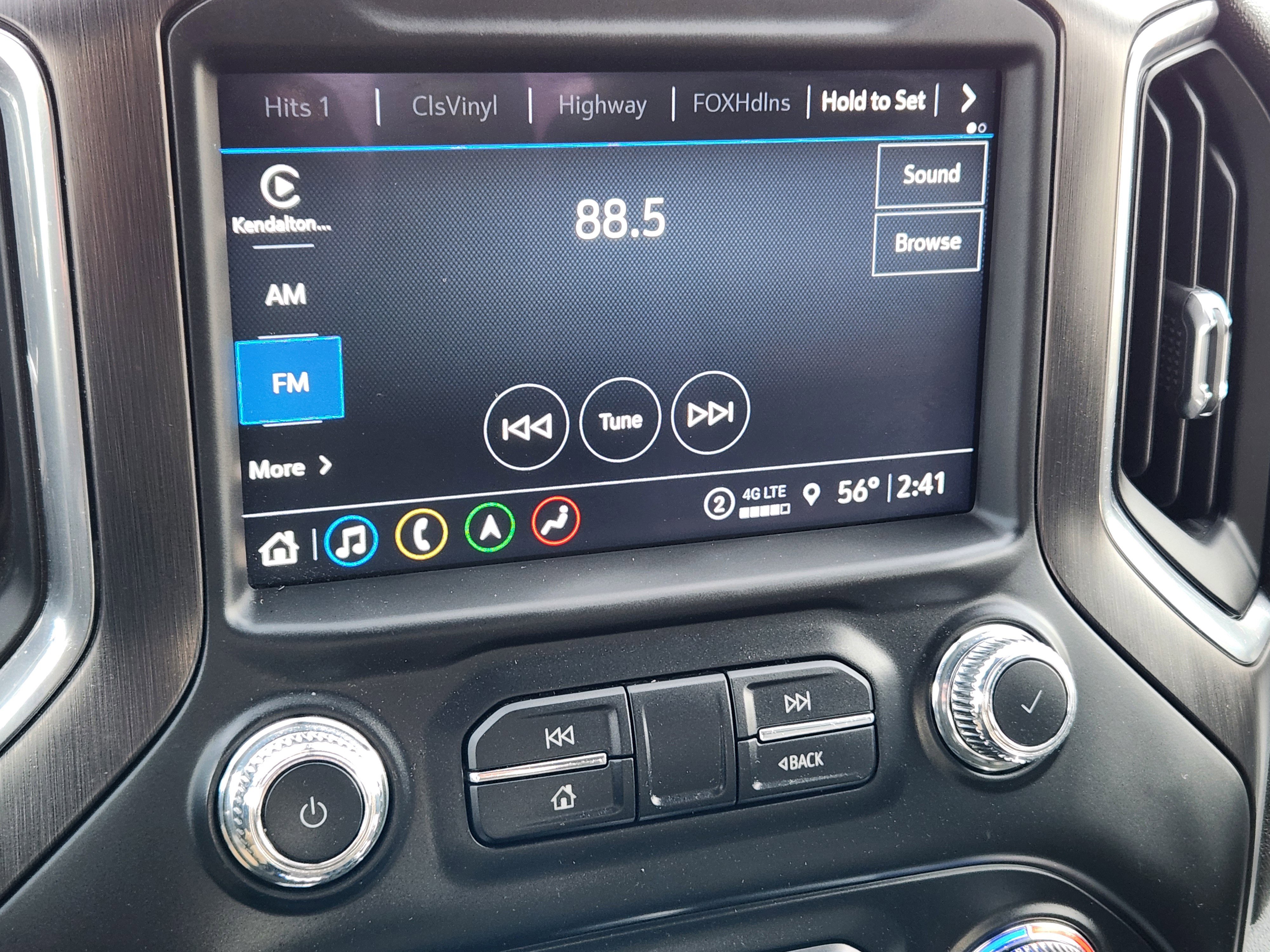 Certified 2022 GMC Sierra 2500 AT4 w/ AT4 Preferred Package image 9